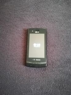 Lg gt400 telefon eladó , lg logóig jut csak.