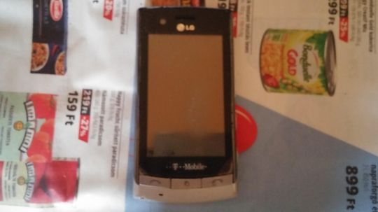 LG GT500  telefon  eladó érintőképernyő hibás!