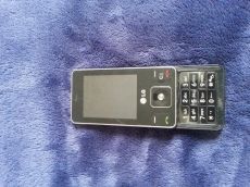 Lg kl 550 telefon eladó nem ad képet.