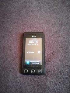 Lg kp500 telefon eladó , érintőhibás..