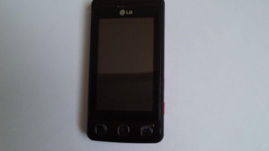 Lg kp500 telefon  eladó jól múködik