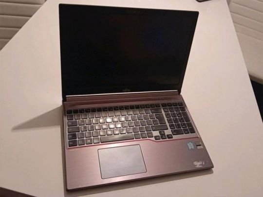 Ma csak japán FUJITSU: Ez egy 11. gen E5411 /magyar billentyűve