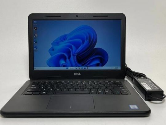 Magyar billentyűzetes: DELL Latitude 3300 / www.Dr-PC.hu ajánlat
