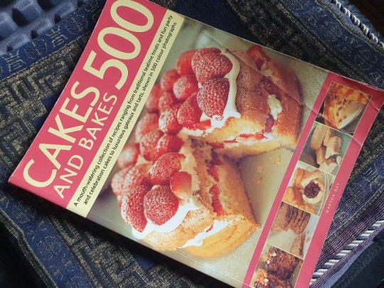 Martha Day: 500 Cakes and Bakes - 500 édes és sós sütemény