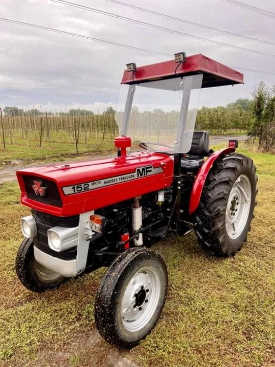 Maseey Ferguson 152