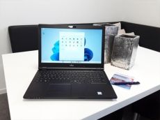 Megbízható cégtől! Fujitsu LifeBook E558 a Dr-PC-től