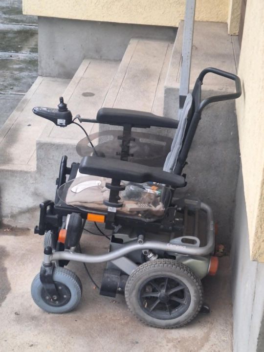 Meyrai elektromos rokkantkocsi