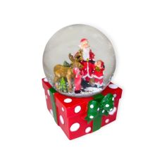 Mikulás ajándéka – karácsonyi hógömb szarvassal 10 cm