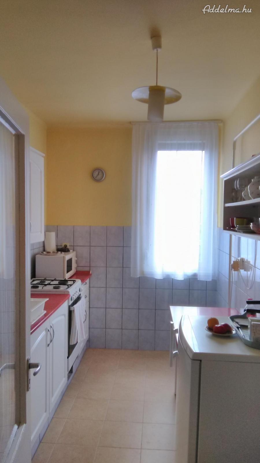  2 szobás lakás eladó a Győri kapuban