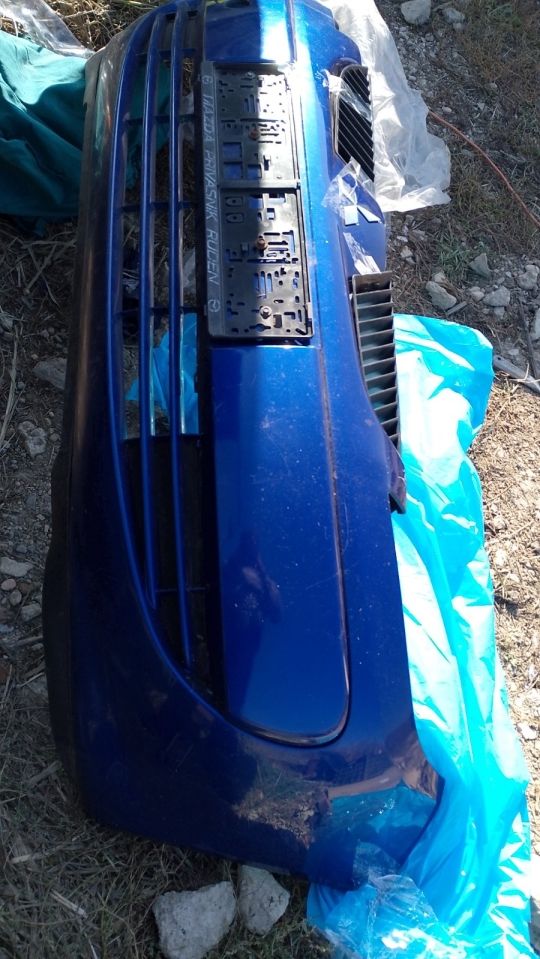 Mitsubishi colt alkatrész eleje