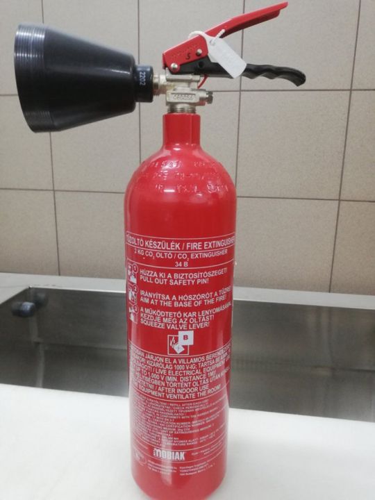 Mobiak Co2-vel oltó 2kg