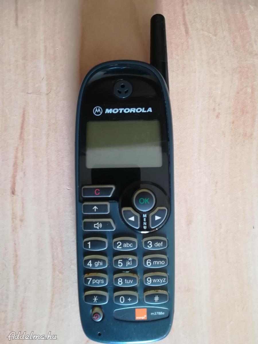 Motorola m3788e mobil eladó Retro teló, nincs tesztelve