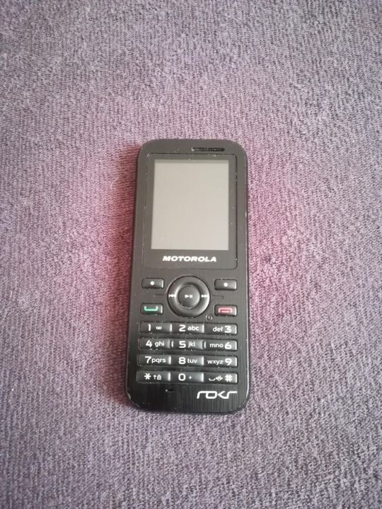 Motorola wx395 ,akku nélkül, nincs tesztelve.