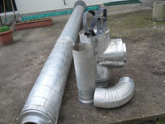 Na 140 gázüzemeltetésre alkalmas 4 m.-es alukémény eladó