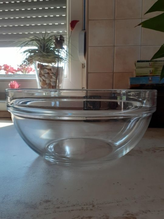 Nagy üveg tál