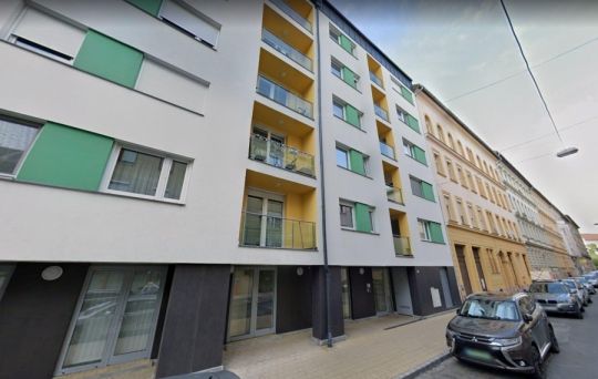 Nagyvárad térnél garzon lakás kiadó!