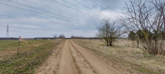 Napelem-park telepítésére alkalmas terület eladó Pakson!