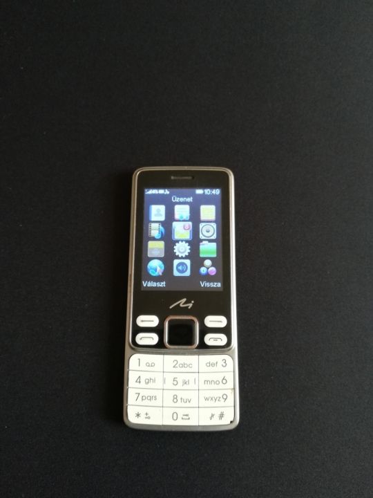 Navon Classic M telefon eladó Jó, zsebkopott, független