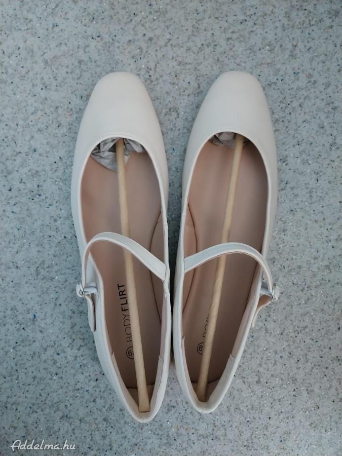 Női balerina cipő