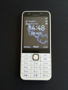 Nokia 230 RM-1172 telefon eladó Jó, független, zsebkopott,
