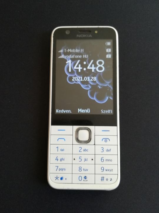 Nokia 230 RM-1172 telefon eladó Jó, független, zsebkopott,