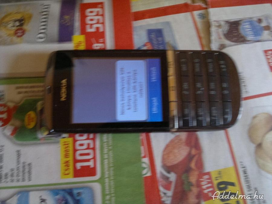 Nokia 300  telefon eladó, érintőképernyő nem működik !