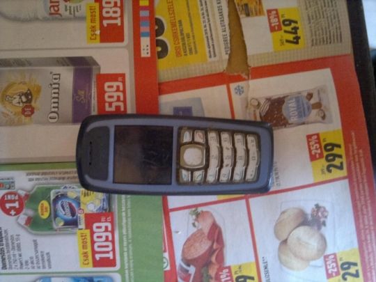Nokia 3100 telefon eladó , mind hibás !