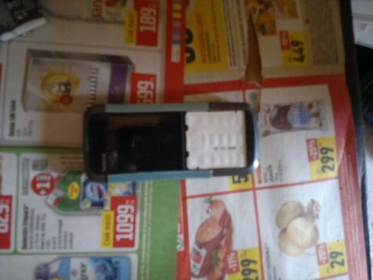 Nokia 5000 telefon eladó hibás és hiányos!