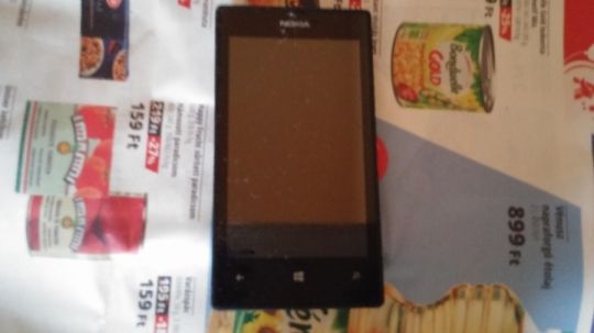 Nokia 520  telefon eladó bekapcsol ,