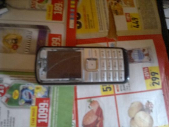 Nokia 6070 telefon eladó, hibásak hiányosak!