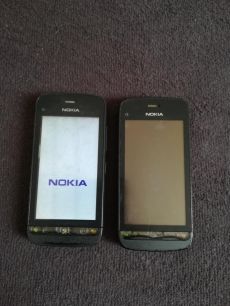 Nokia c5-03 telefon eladó, 1. érintő hibás , 2.