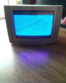 Orion szines tv 51 cm-es 2 db irányítóval ingyen elvihető.