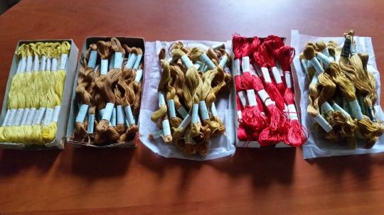 Osztott hímzőfonal, Mouliné 2