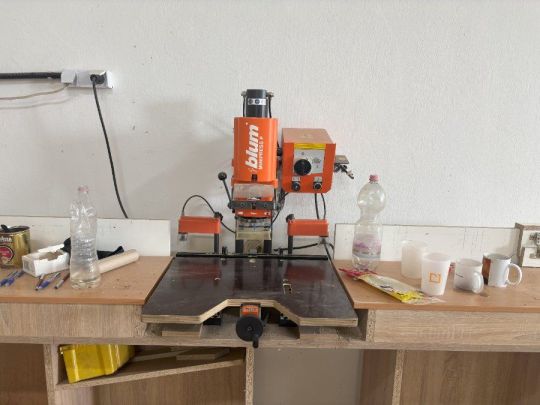 Pánthelyfúró Blum Minipress P