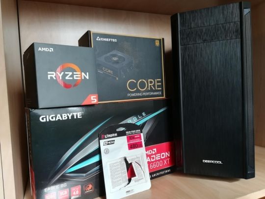 Pc eladó Játékra , tervezéshez, grafikai munkákhoz is! 480gb ssd