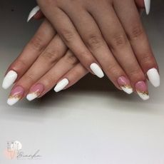 Pedikűr – Manikűr – Pilla – Smink, Bianka Beauty Specialist