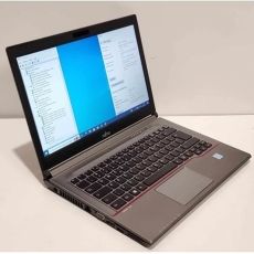 Rabolj rá: Fujitsu Lifebook E744 -Dr-PC-nél