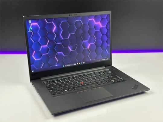 Random a 2000ből: Lenovo ThinkPad P15 Gen1