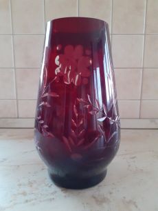 Régi bordó új állapotú csiszolt üvegváza