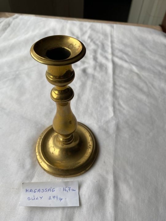 Réz gyertyatartó 16,7 cm magas
