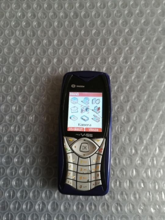 Sagem myv-55     eladó töltést nem veszi , plexi repedt ,vodás!