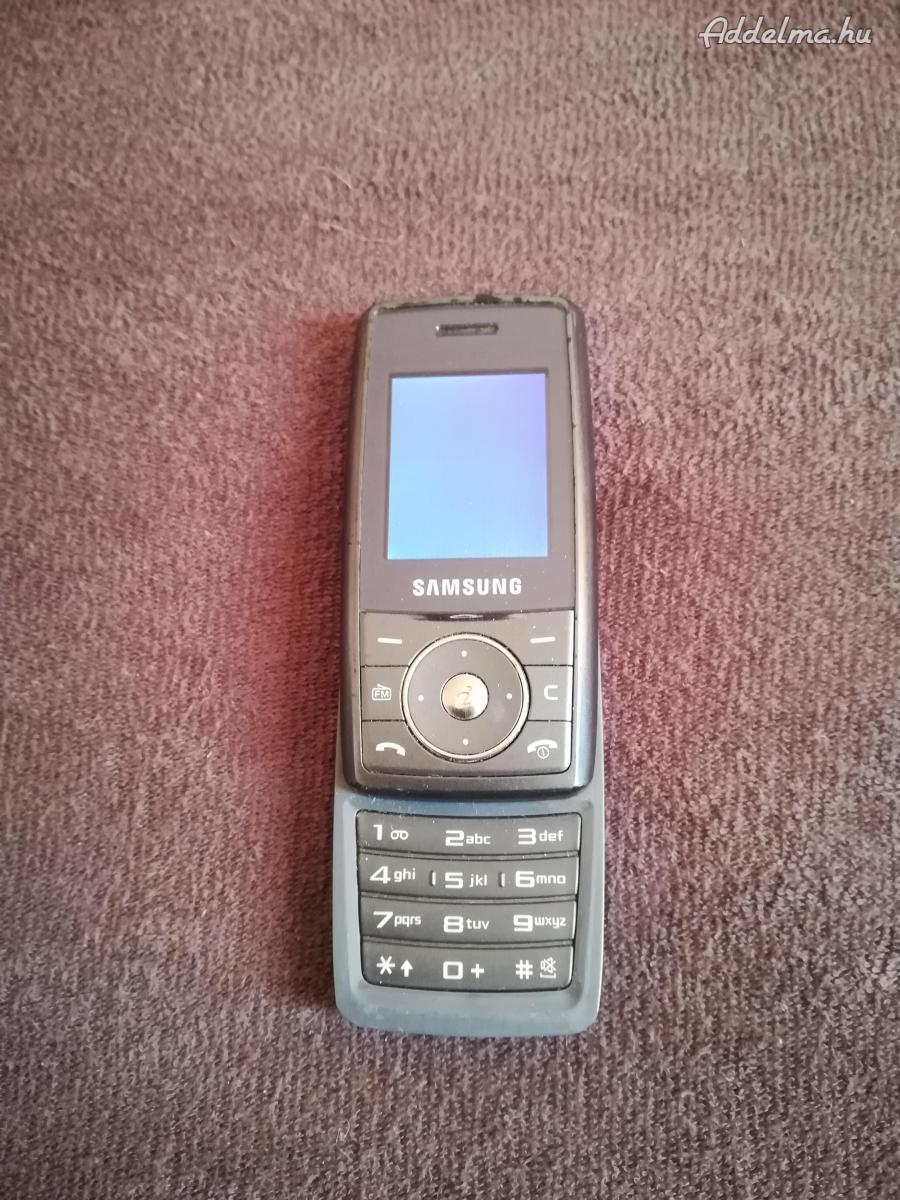 Samsung b500 telefon eladó  ,kijelzőhibás csak kék képet ad.