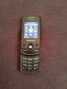 Samsung j700 telefon eladó ,rossz a gombsor.