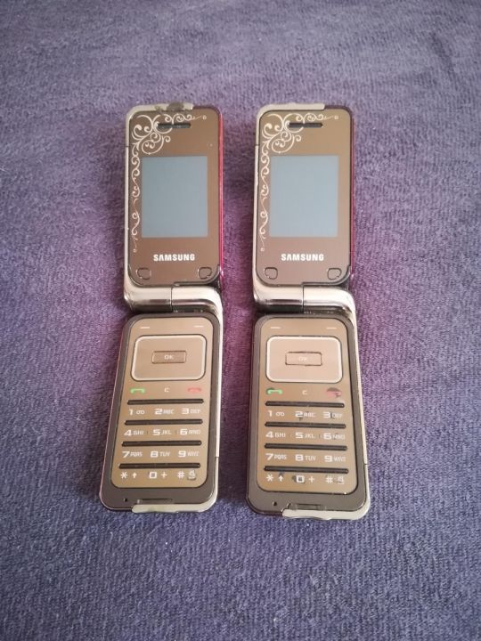 Samsung l310 telefon eladó  ,akku nincs teszteletlen.