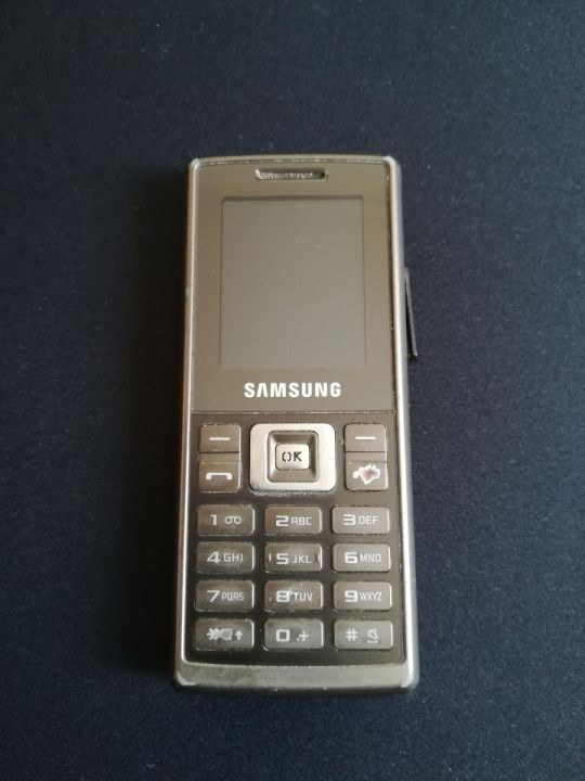 Samsung M150 telefon eladó Samsung lógó bejön, utána ki is