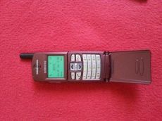 Samsung n100 telefon eladó jó és független.