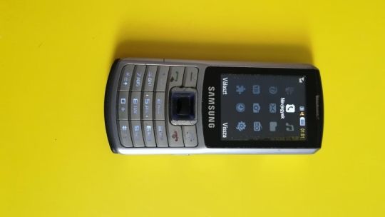 Samsung s3310 mobil billentyű hibás.