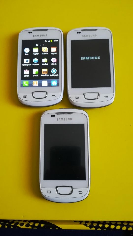 Samsung s5570 mobil    1. nem olvas simet 2. nem olvas si