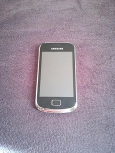 Samsung s5600d telefon eladó ,nincs akku , bekapcsol és térerő