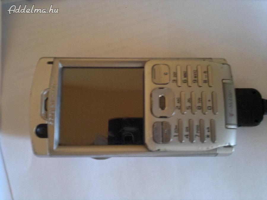 Sony ericsson p990 telefon eladó , működik de nem tölt   !